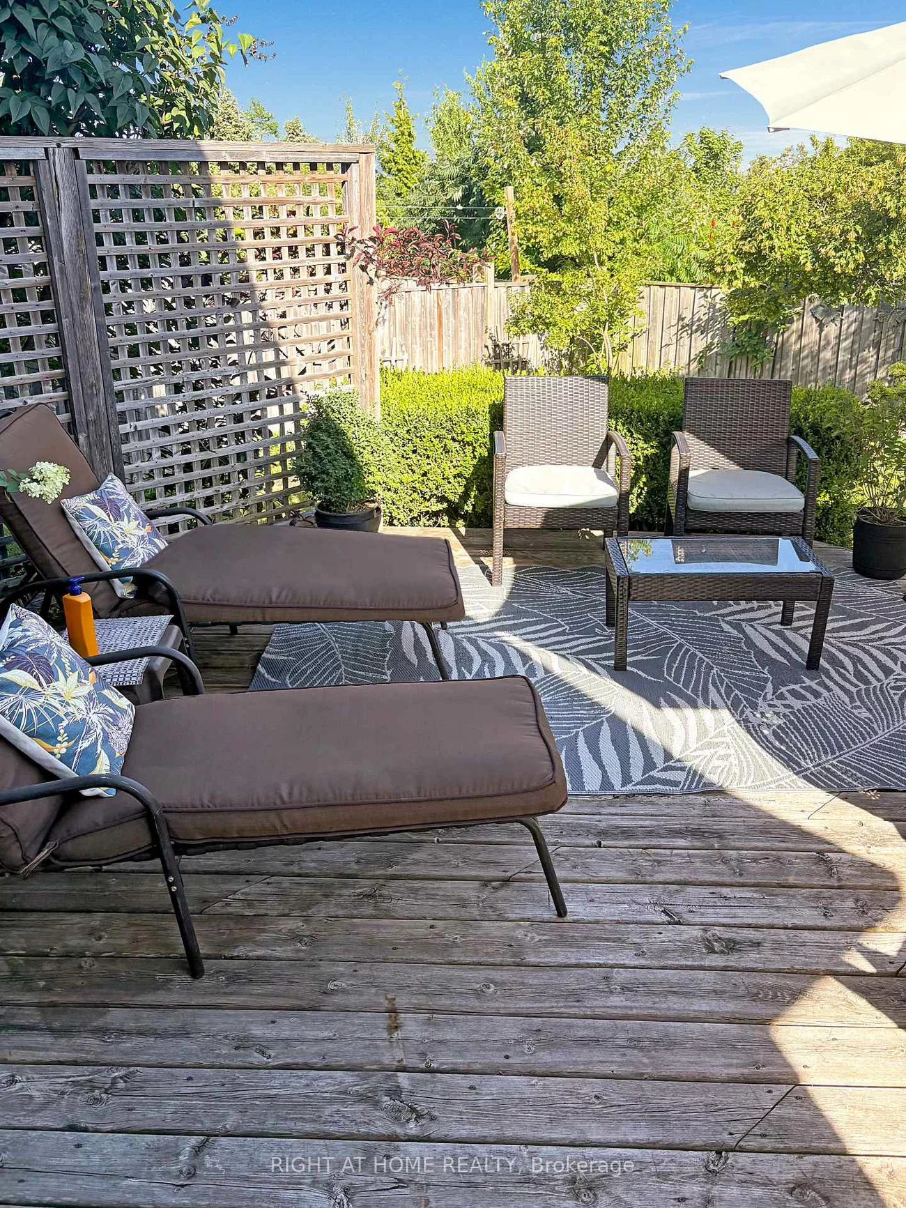 13, Couples, East Bayfield, Barrie