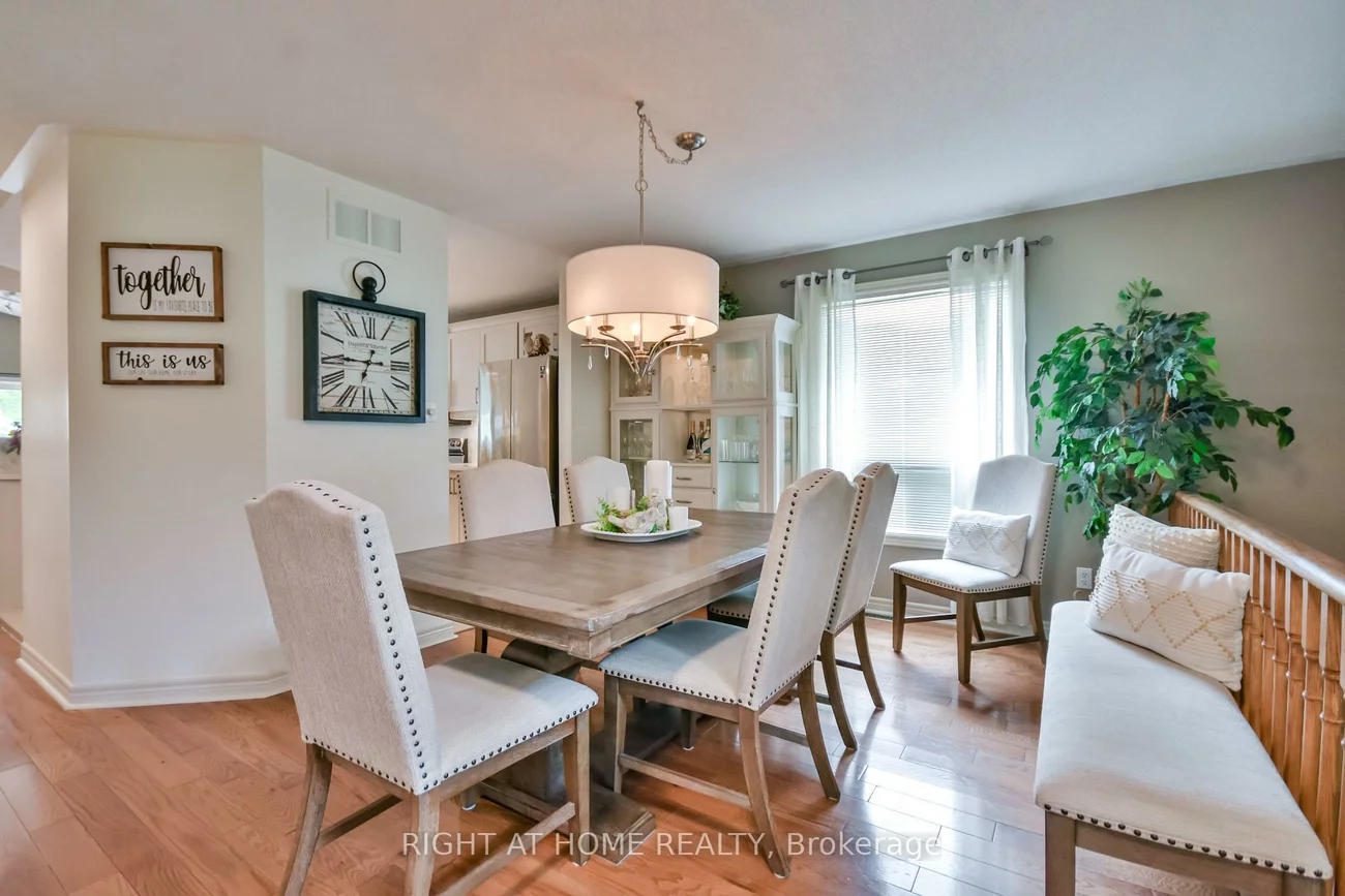 13, Couples, East Bayfield, Barrie