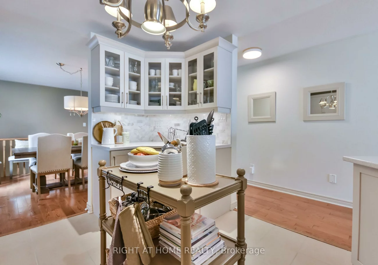 13, Couples, East Bayfield, Barrie