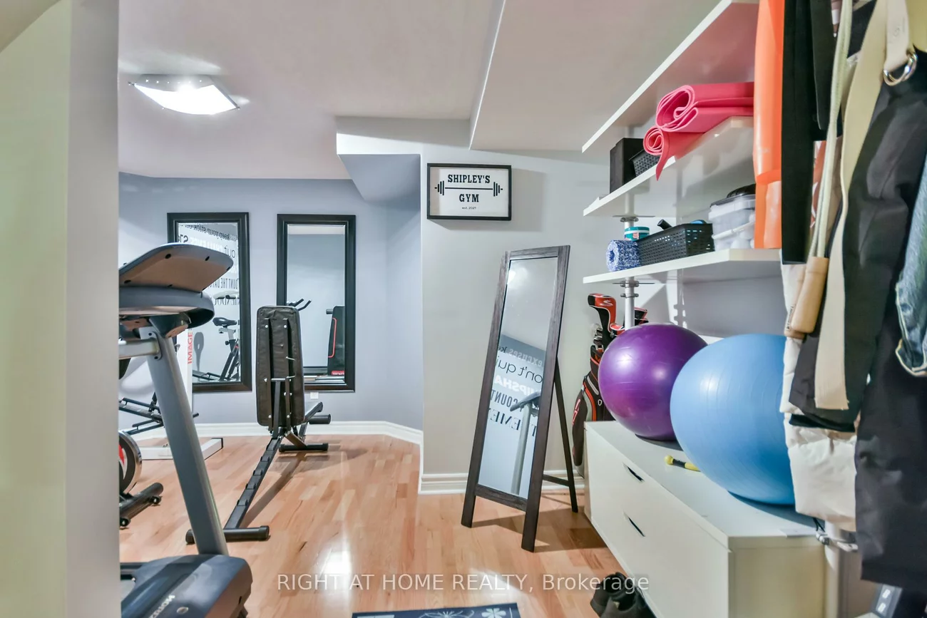 13, Couples, East Bayfield, Barrie