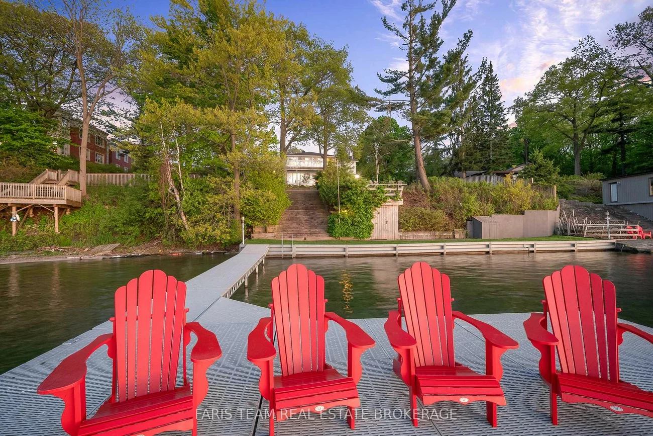 10, White Oaks, South Shore, Barrie