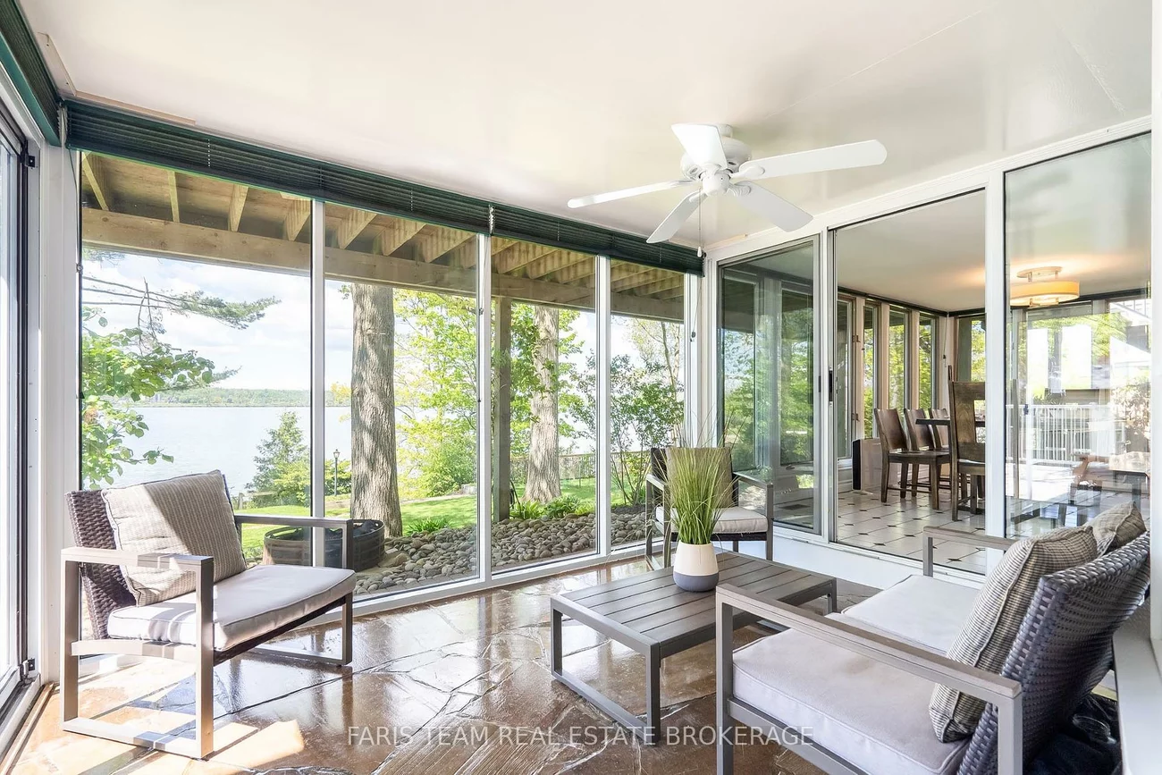 10, White Oaks, South Shore, Barrie