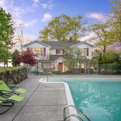 10, White Oaks, South Shore, Barrie