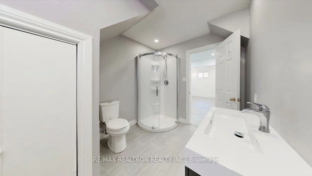 19, Tamarack, Bayshore, Barrie