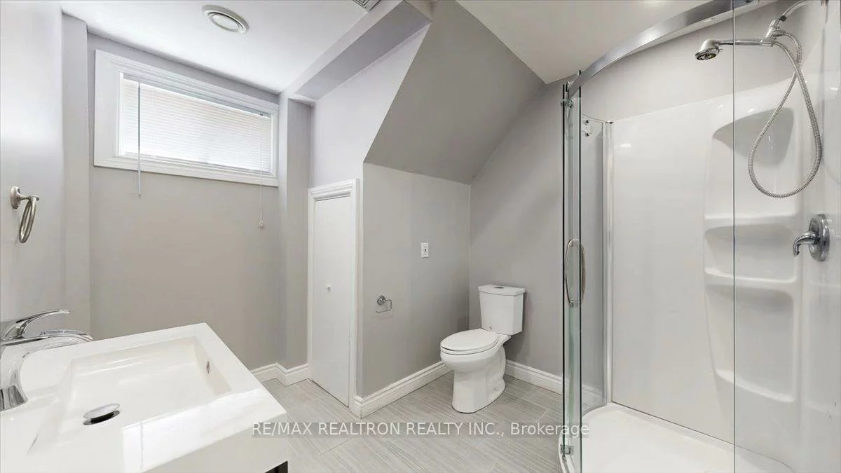 19, Tamarack, Bayshore, Barrie