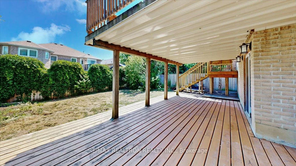 19, Tamarack, Bayshore, Barrie