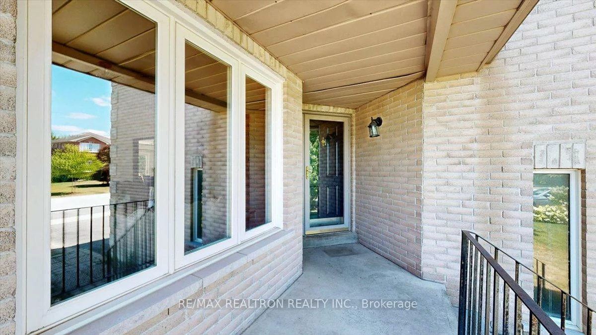 19, Tamarack, Bayshore, Barrie