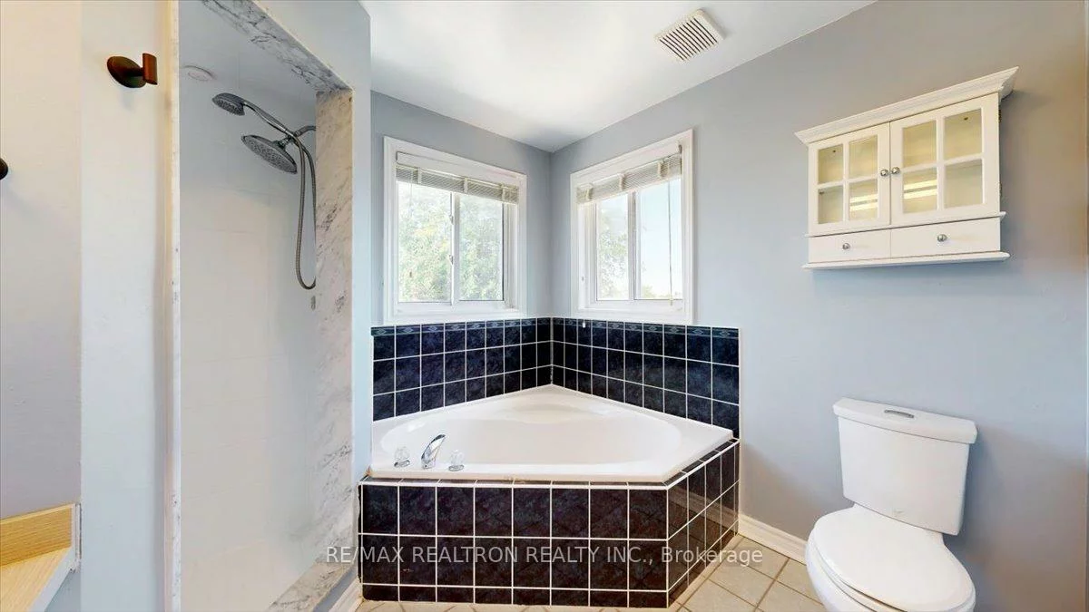 19, Tamarack, Bayshore, Barrie