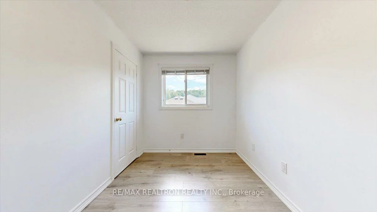 19, Tamarack, Bayshore, Barrie