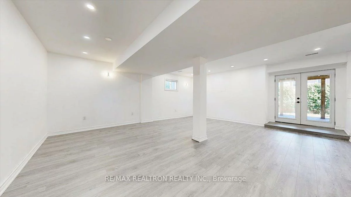 19, Tamarack, Bayshore, Barrie