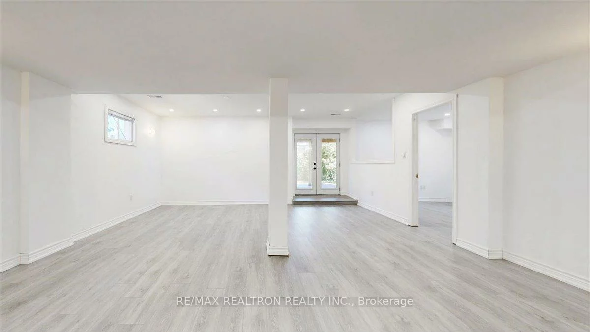 19, Tamarack, Bayshore, Barrie