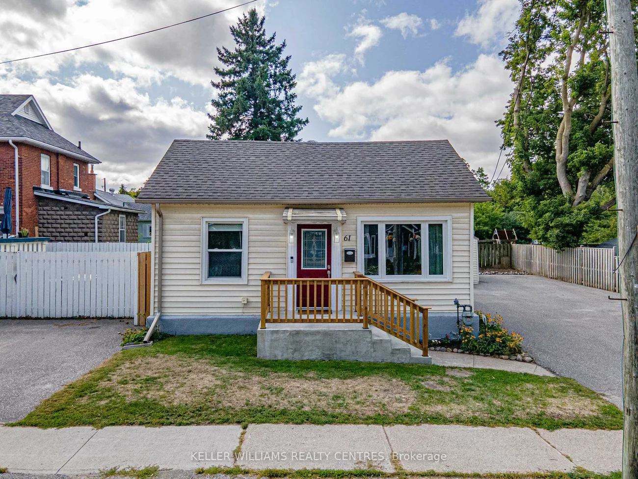 61, Victoria, Sanford, Barrie