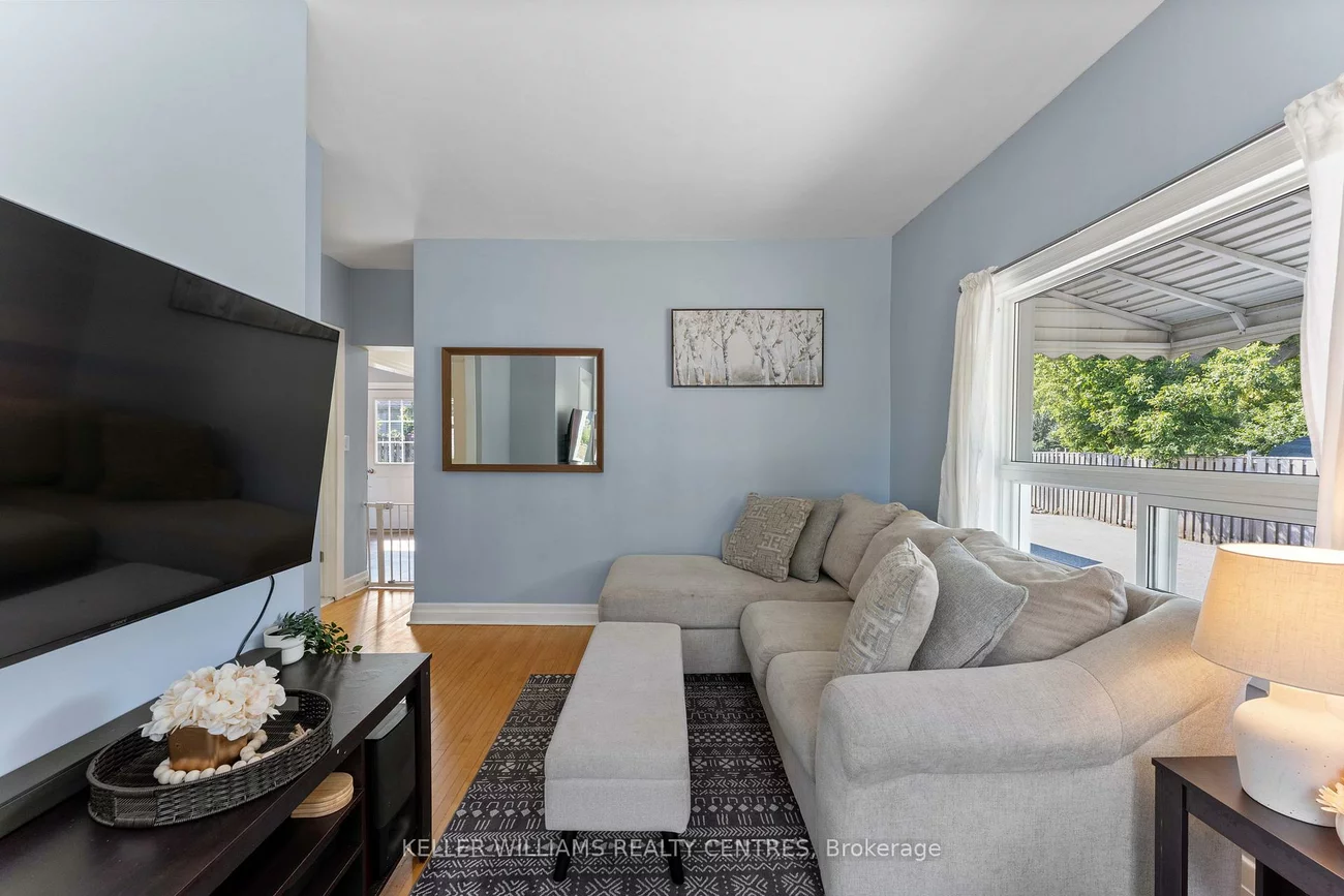 61, Victoria, Sanford, Barrie