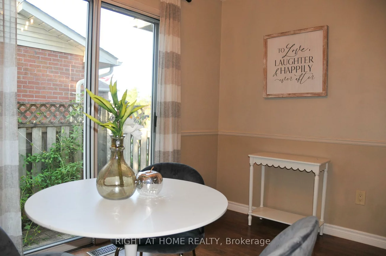 29, Herrell, Painswick South, Barrie