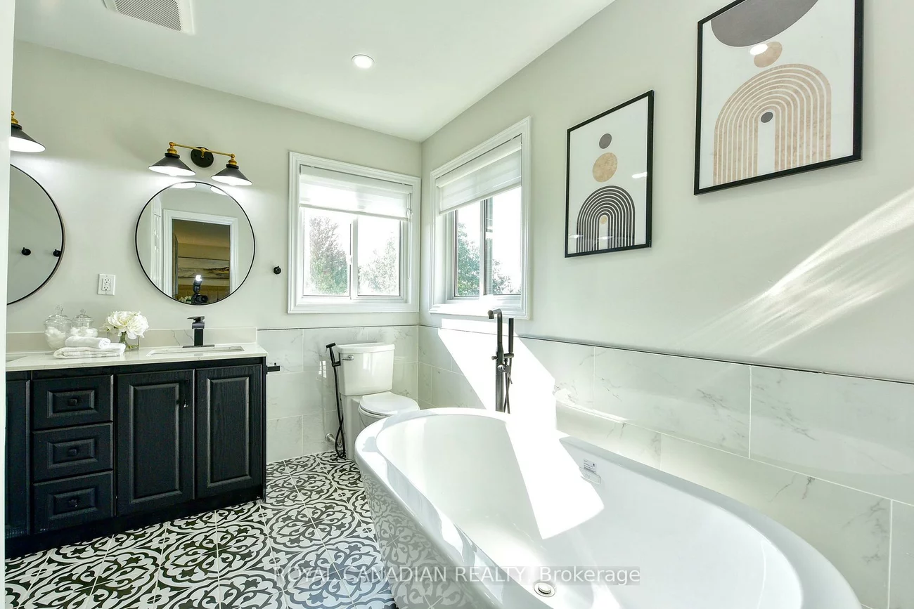 60, Crimson Ridge, Bayshore, Barrie