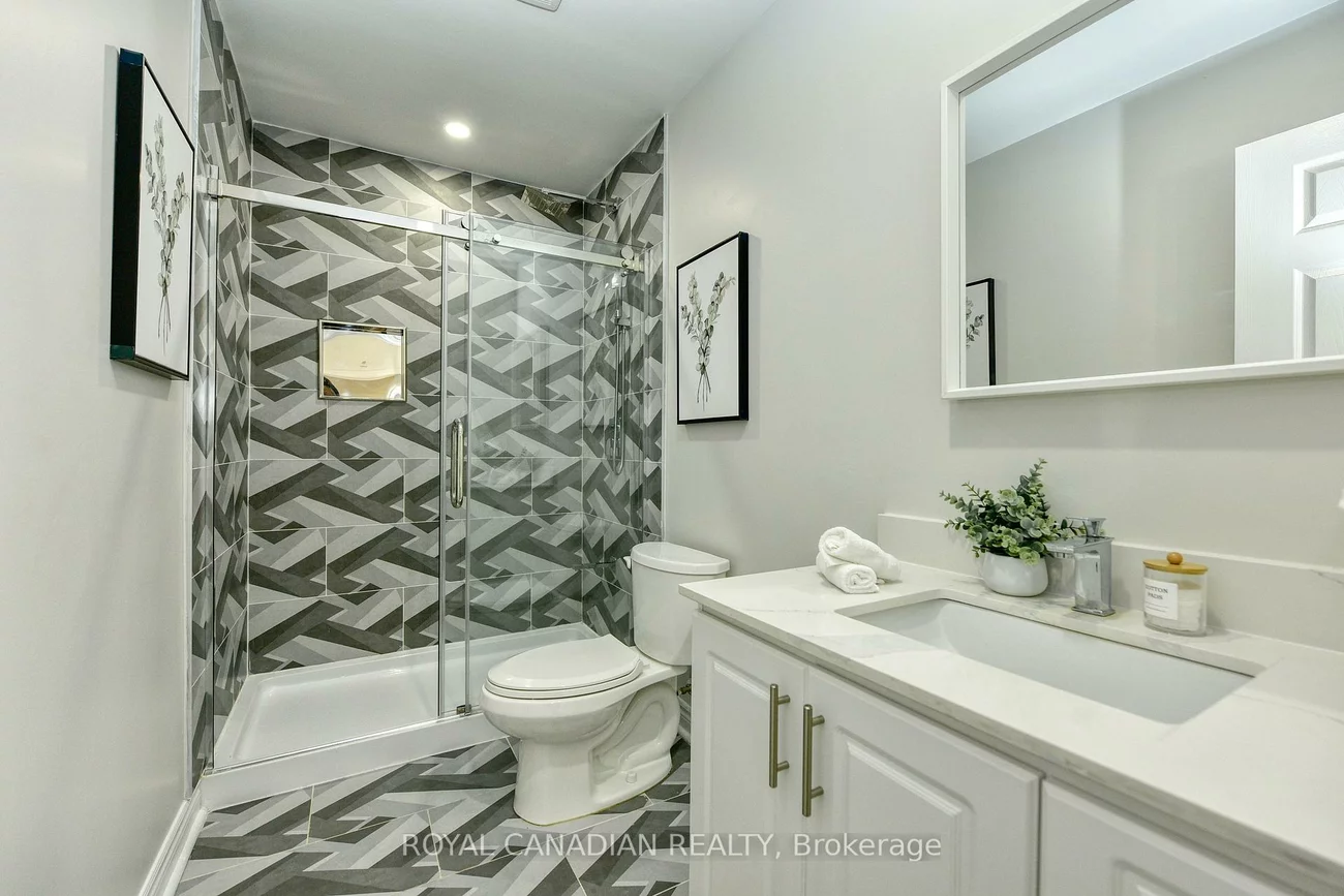 60, Crimson Ridge, Bayshore, Barrie