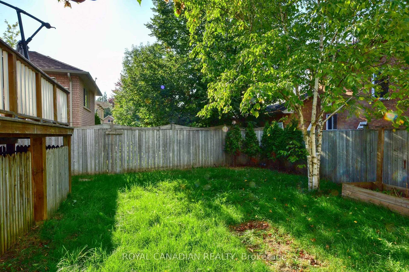 60, Crimson Ridge, Bayshore, Barrie