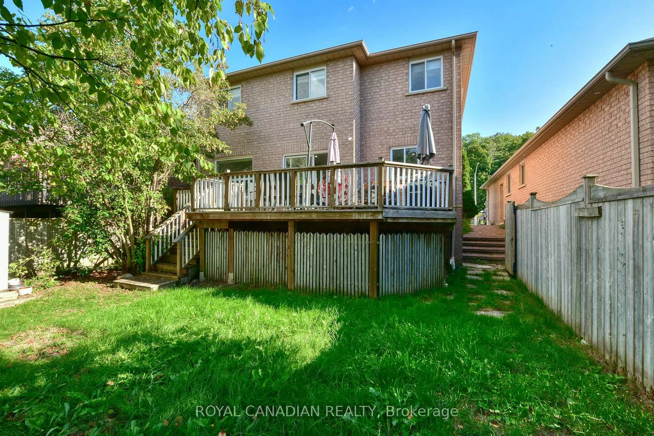 60, Crimson Ridge, Bayshore, Barrie