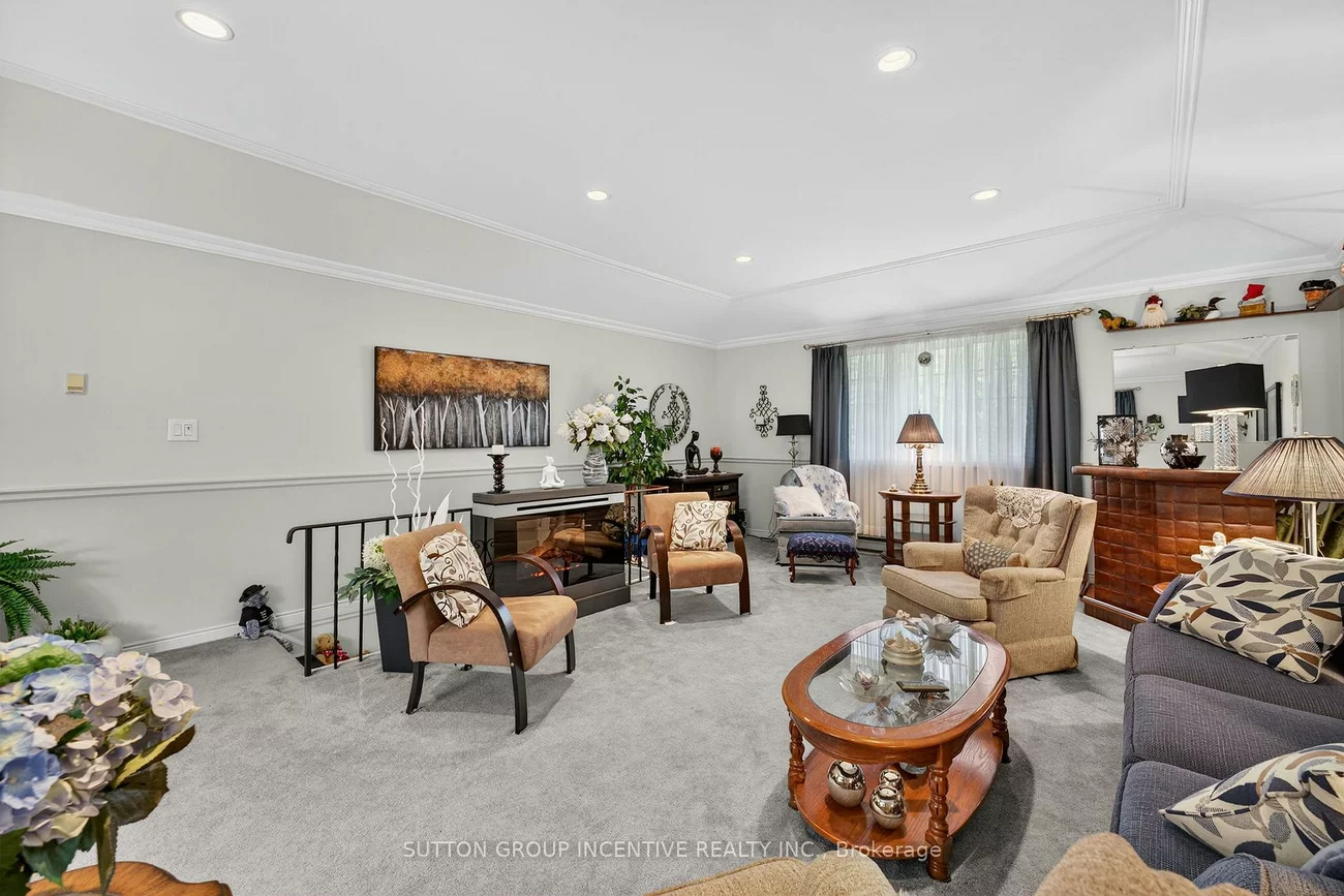 218, Crawford, Ardagh, Barrie