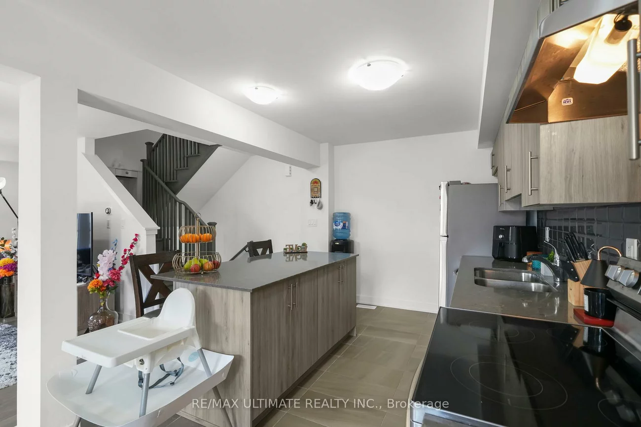 38, Silo, Rural Barrie Southeast, Barrie