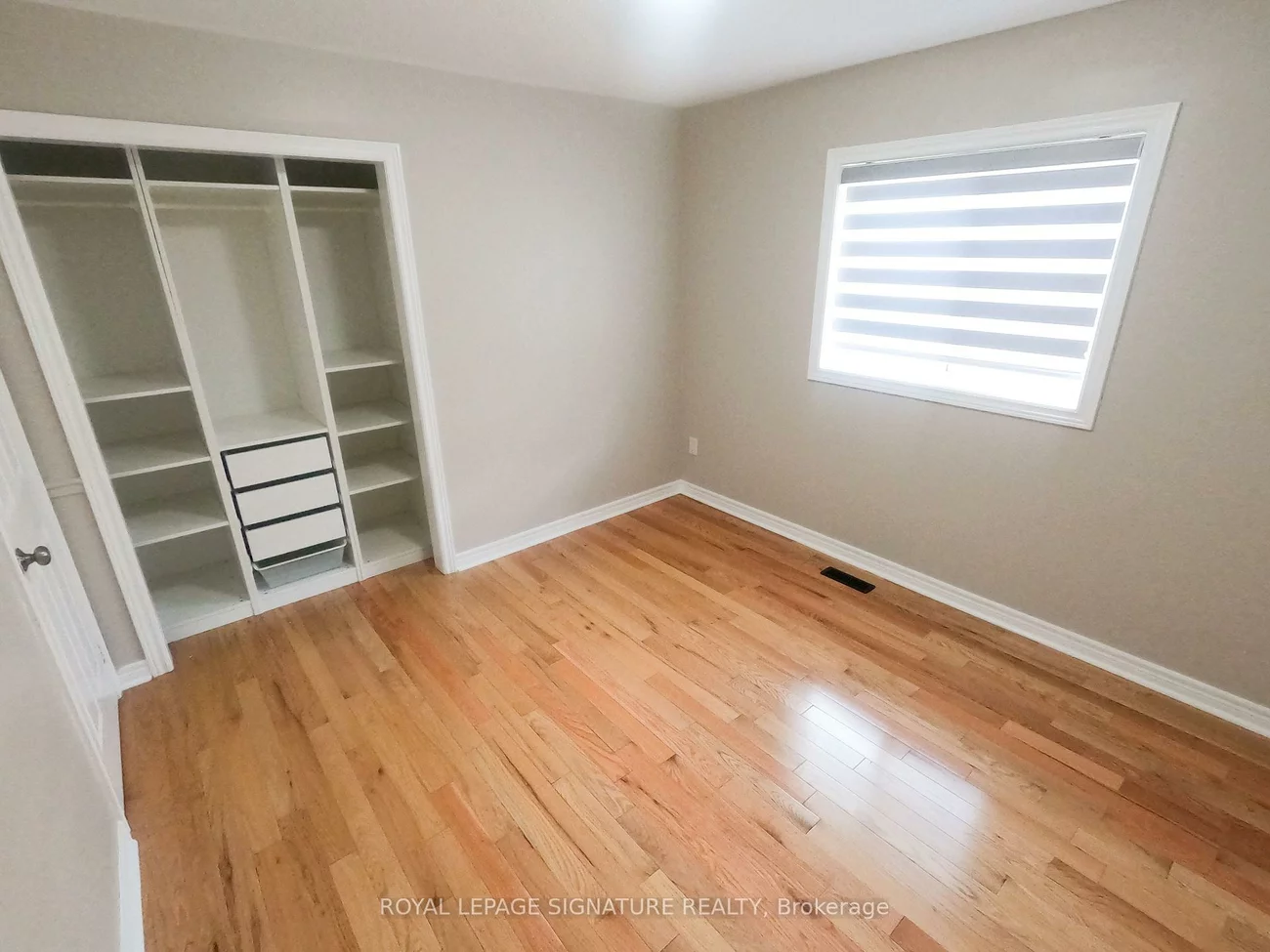 47, LAKE, Holly, Barrie