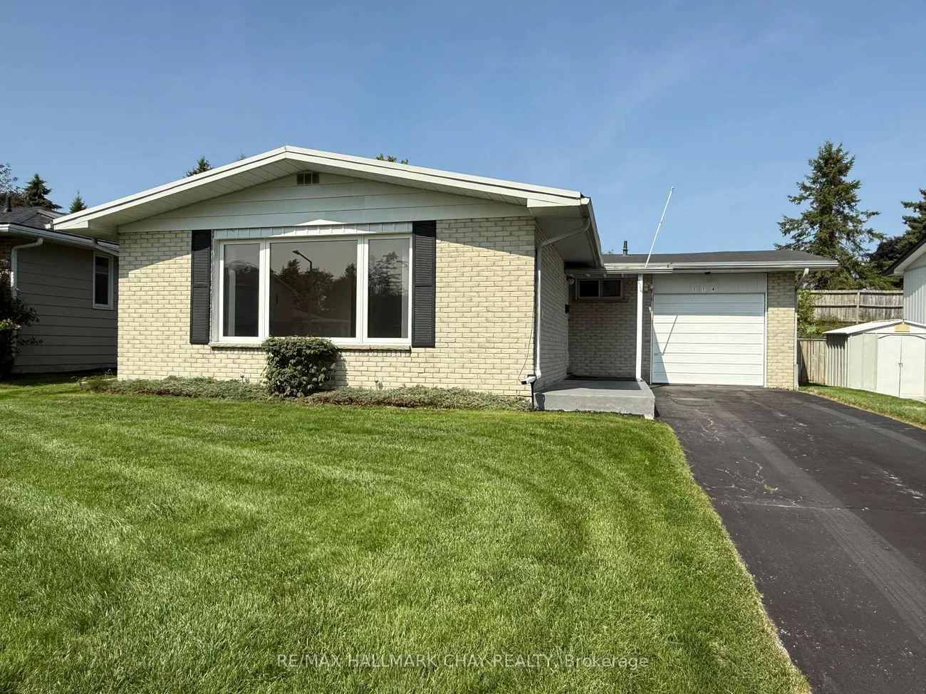 114, Daphne, Cundles East, Barrie