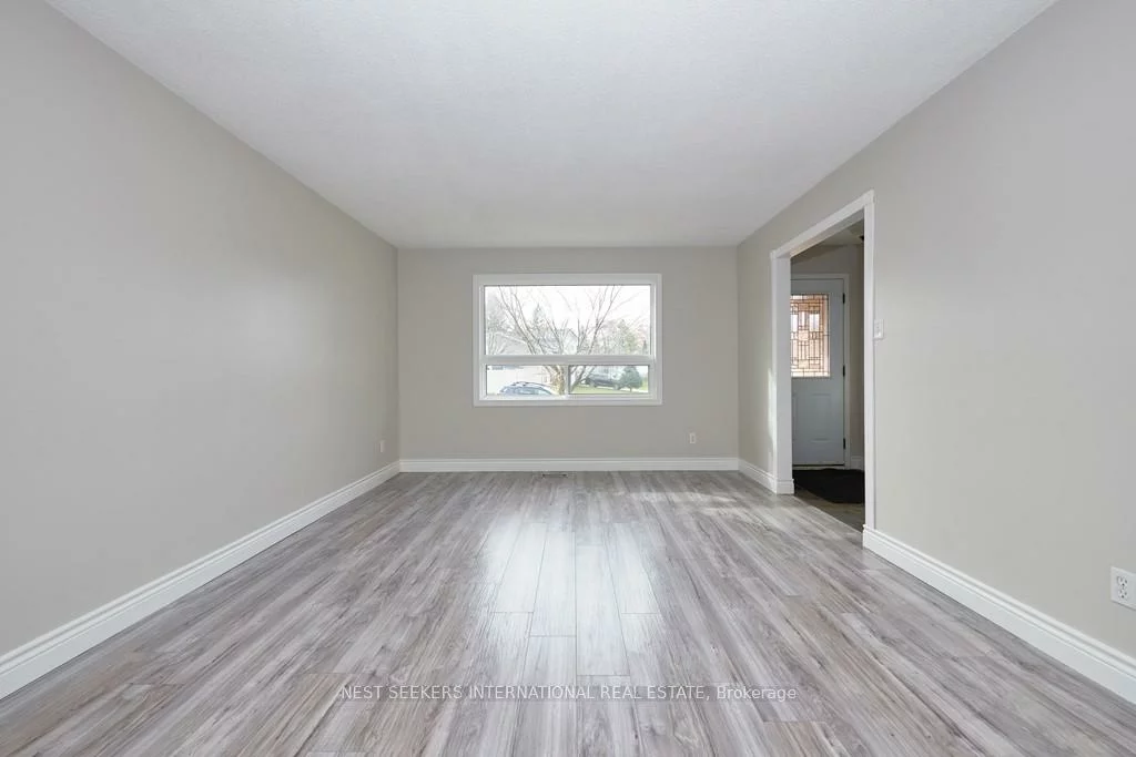 257, Dodson, Painswick North, Barrie