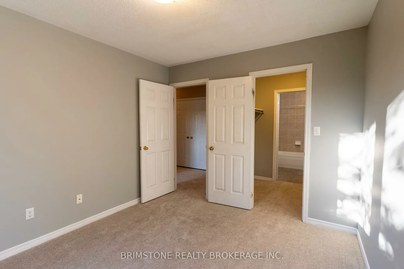 175, Stanley, East Bayfield, Barrie