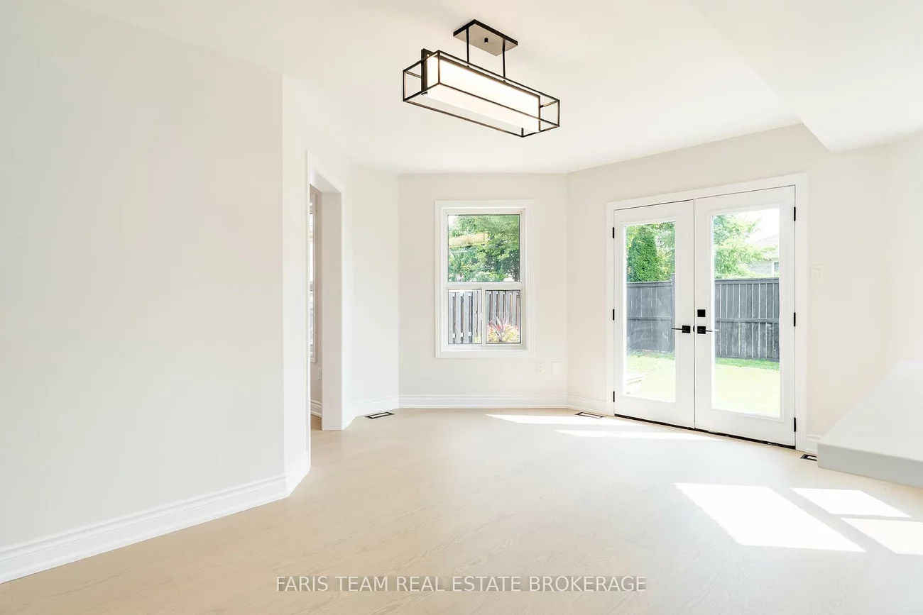 45, Knupp, Edgehill Drive, Barrie
