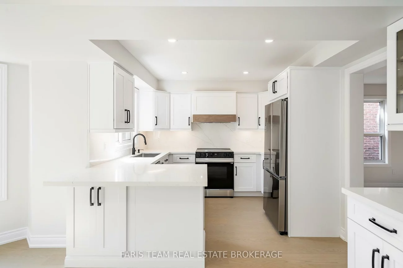 45, Knupp, Edgehill Drive, Barrie