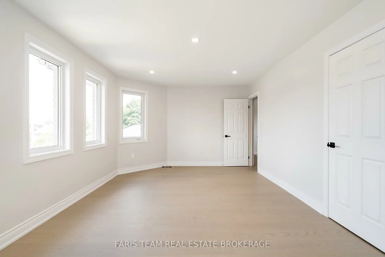 45, Knupp, Edgehill Drive, Barrie