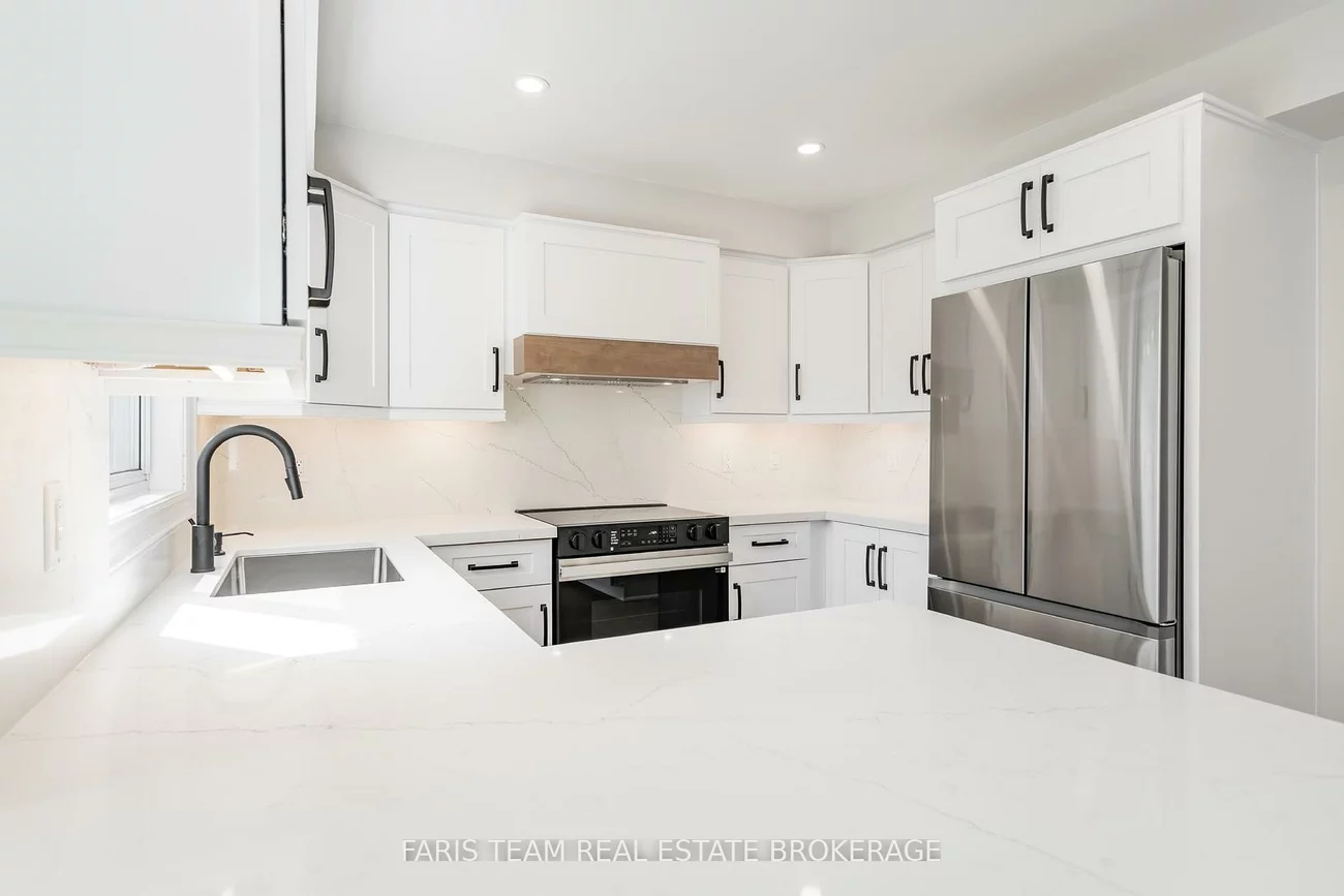 45, Knupp, Edgehill Drive, Barrie