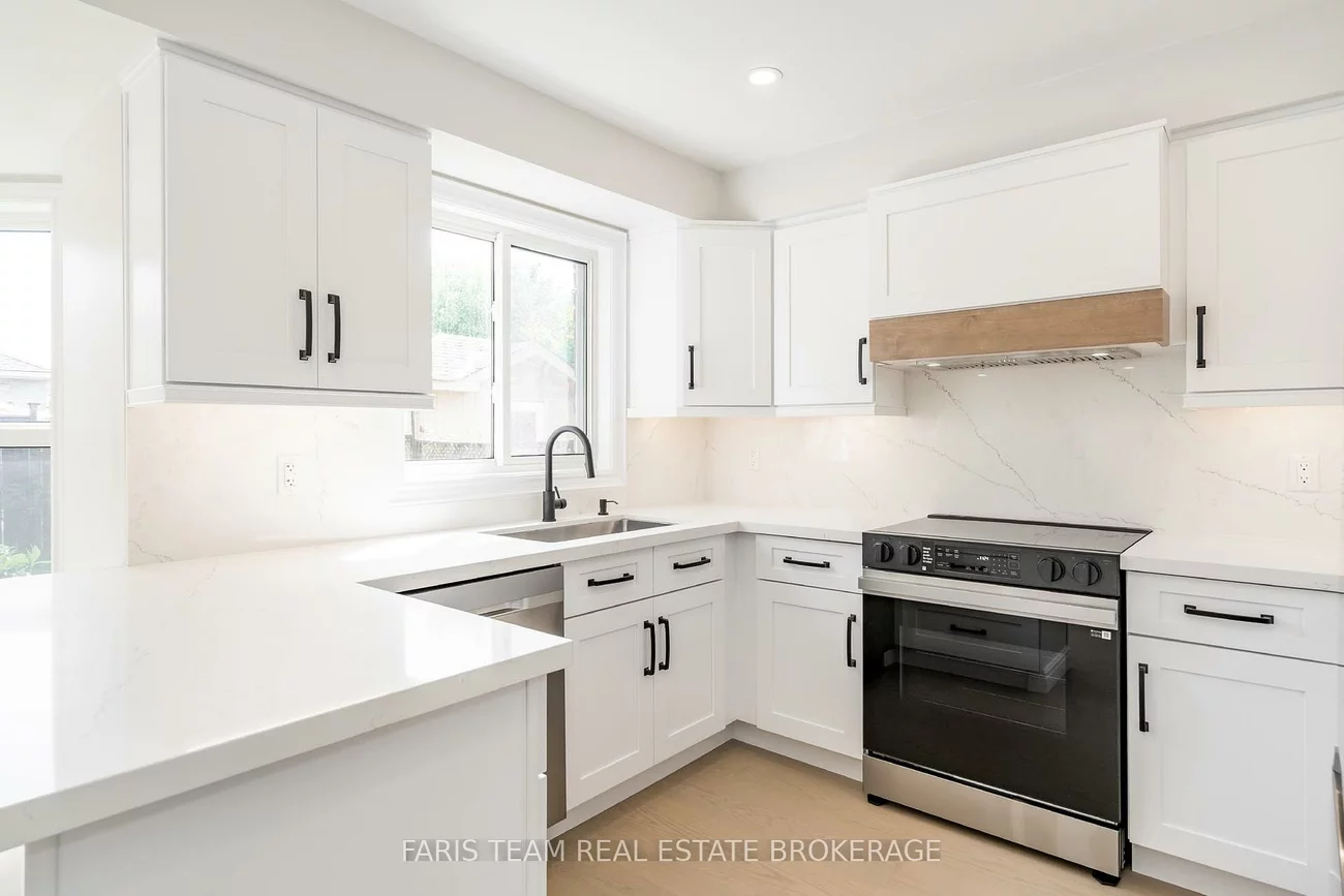45, Knupp, Edgehill Drive, Barrie