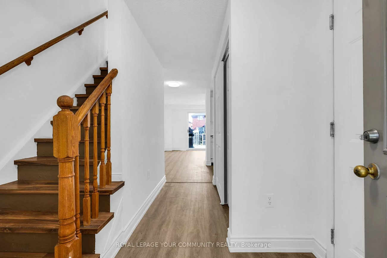 76, Cheltenham, Georgian Drive, Barrie