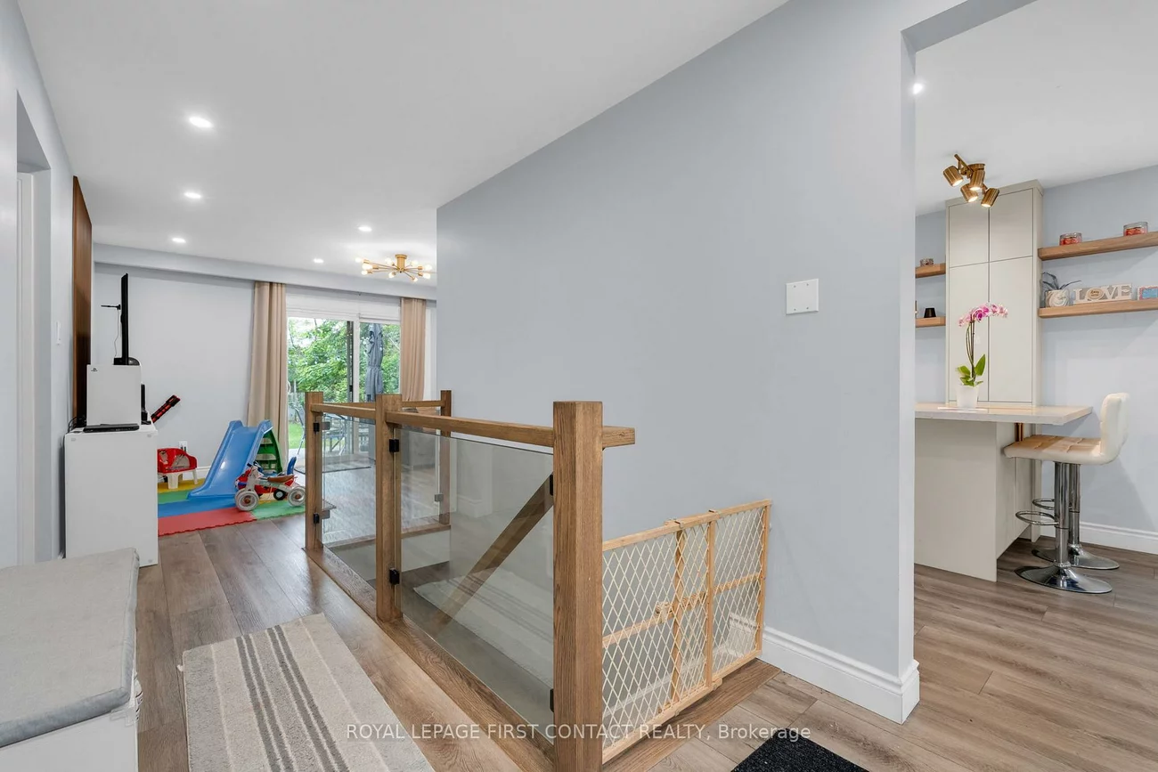 26, Ottaway, Wellington, Barrie