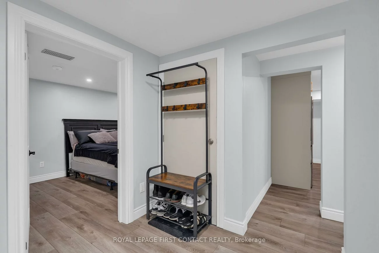 26, Ottaway, Wellington, Barrie