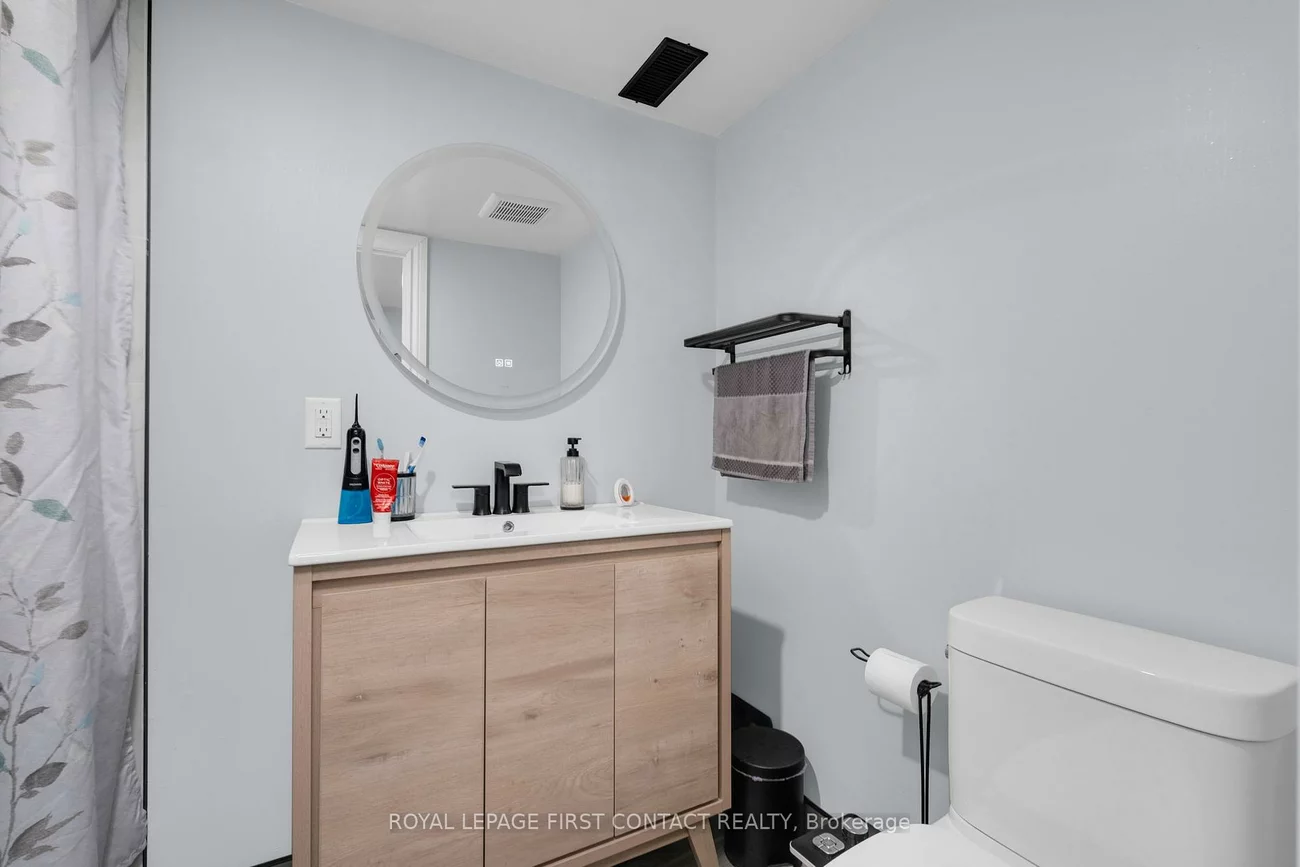 26, Ottaway, Wellington, Barrie