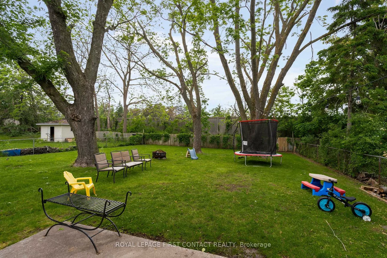 26, Ottaway, Wellington, Barrie