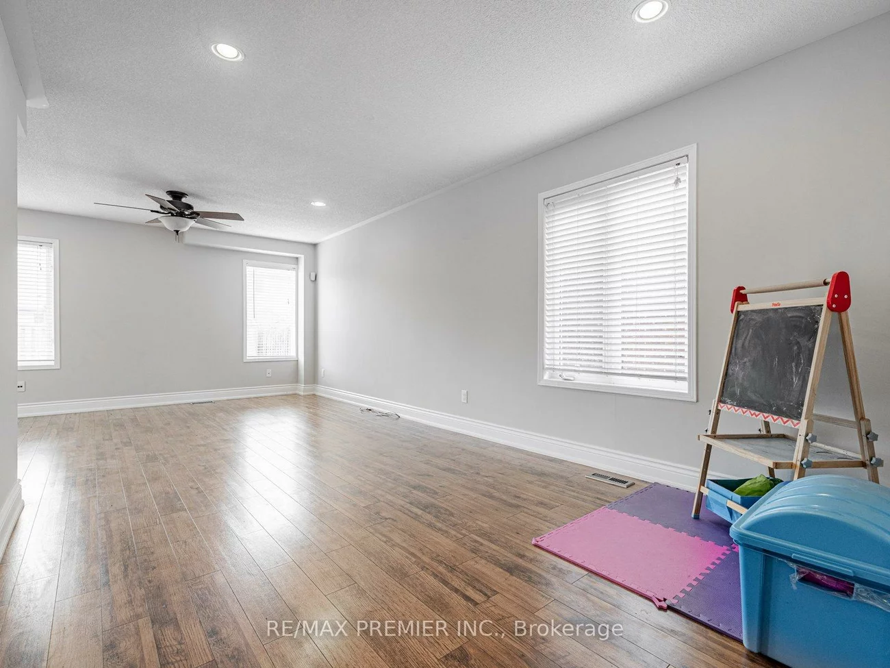 118, Tunbridge, Georgian Drive, Barrie