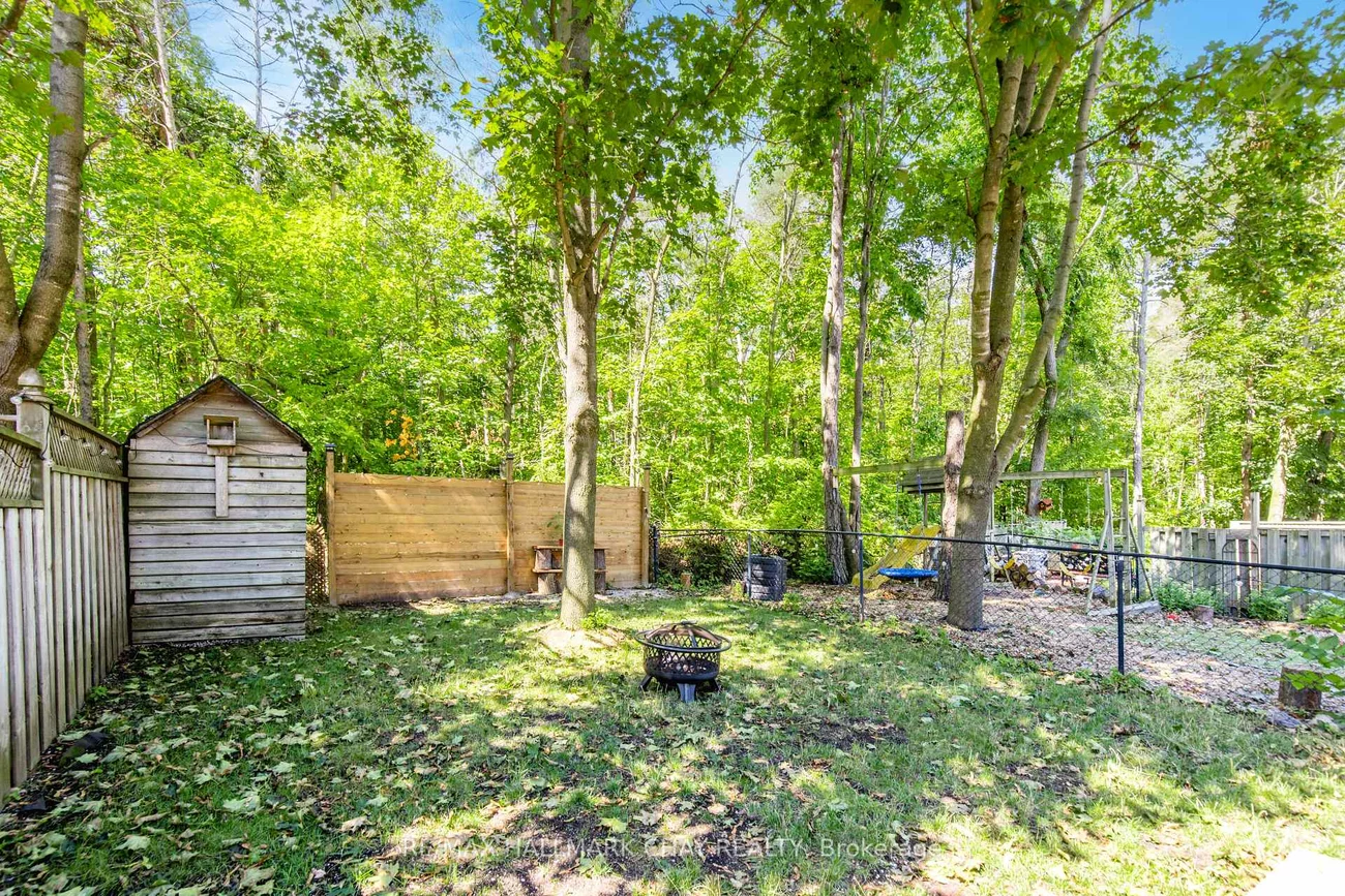 256, Ferndale, Ardagh, Barrie
