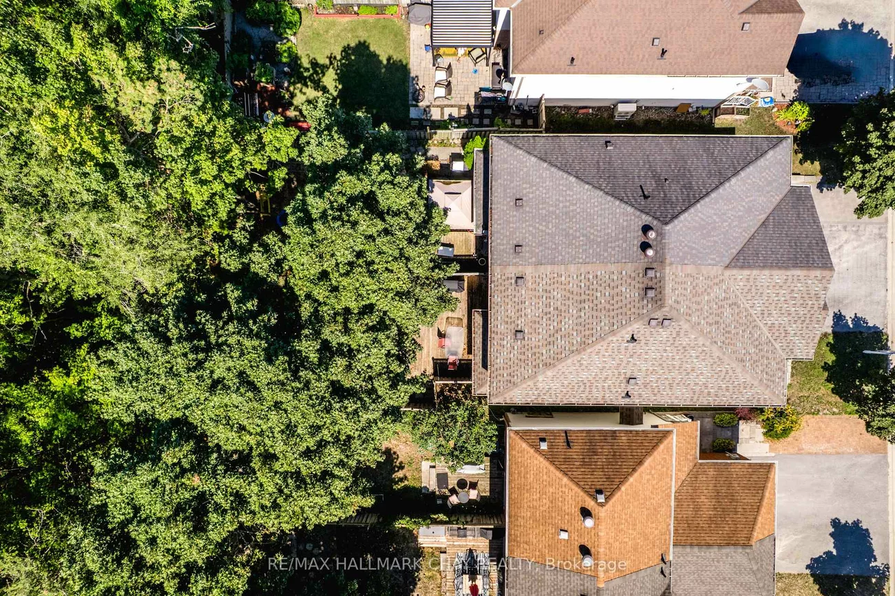 256, Ferndale, Ardagh, Barrie