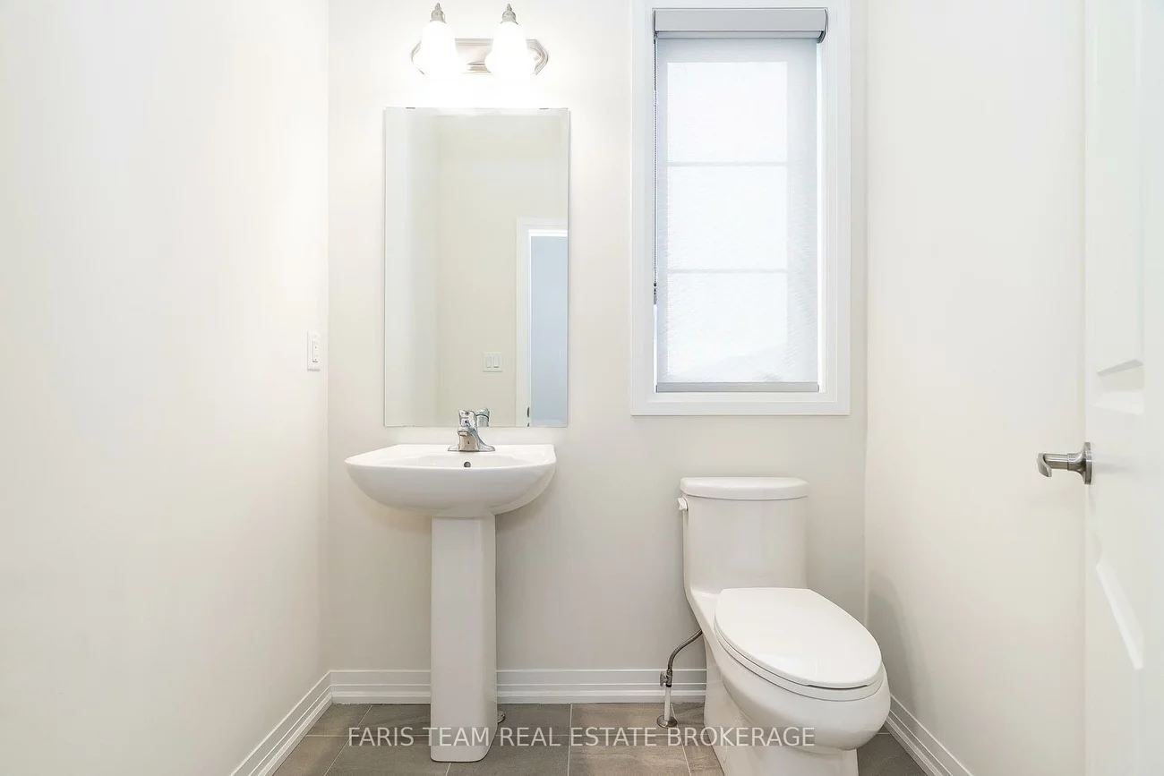28, Bluebird, Painswick South, Barrie