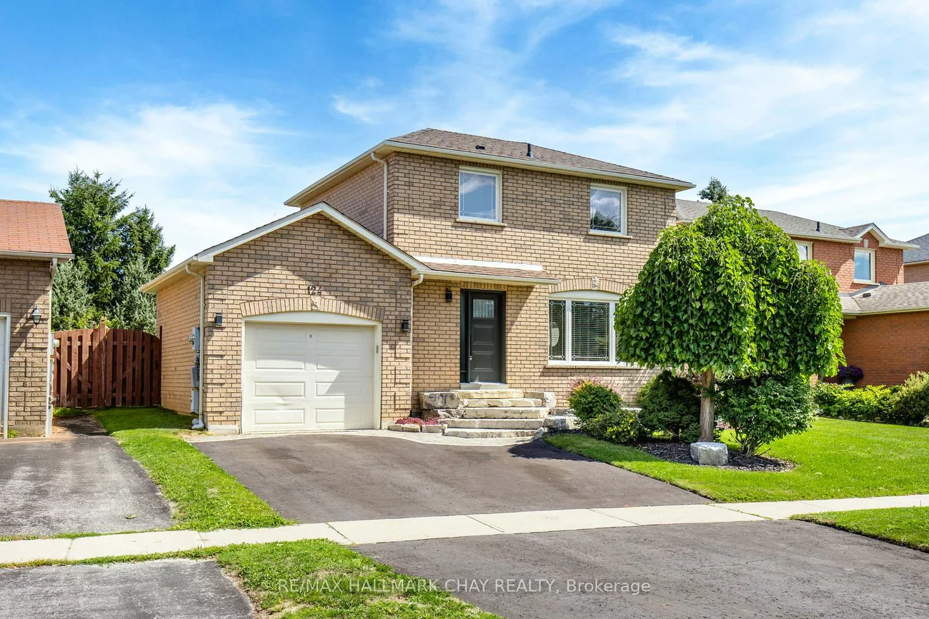 124, Brown, Holly, Barrie