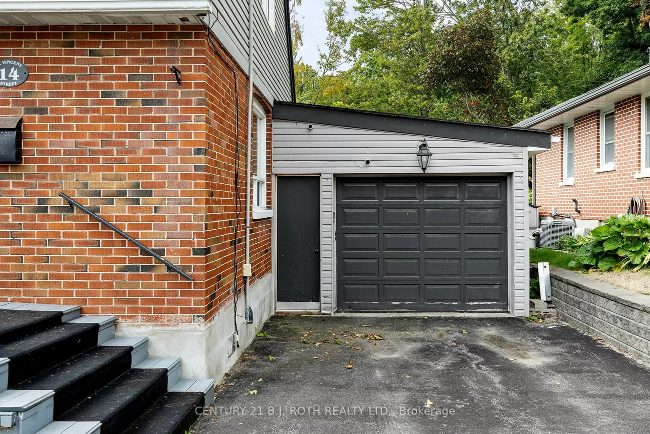 14, ST.VINCENT, North Shore, Barrie