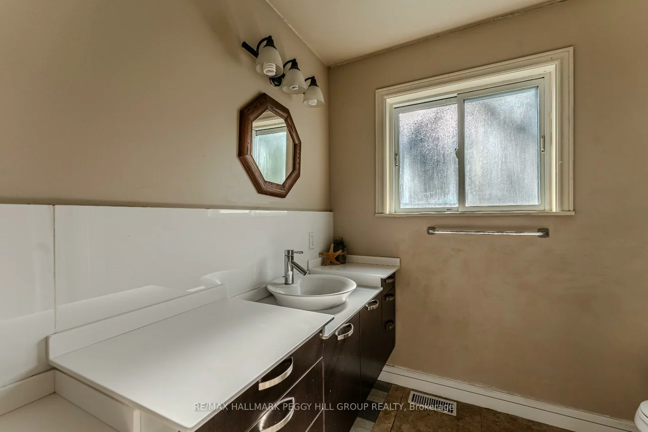 30, North, Wellington, Barrie