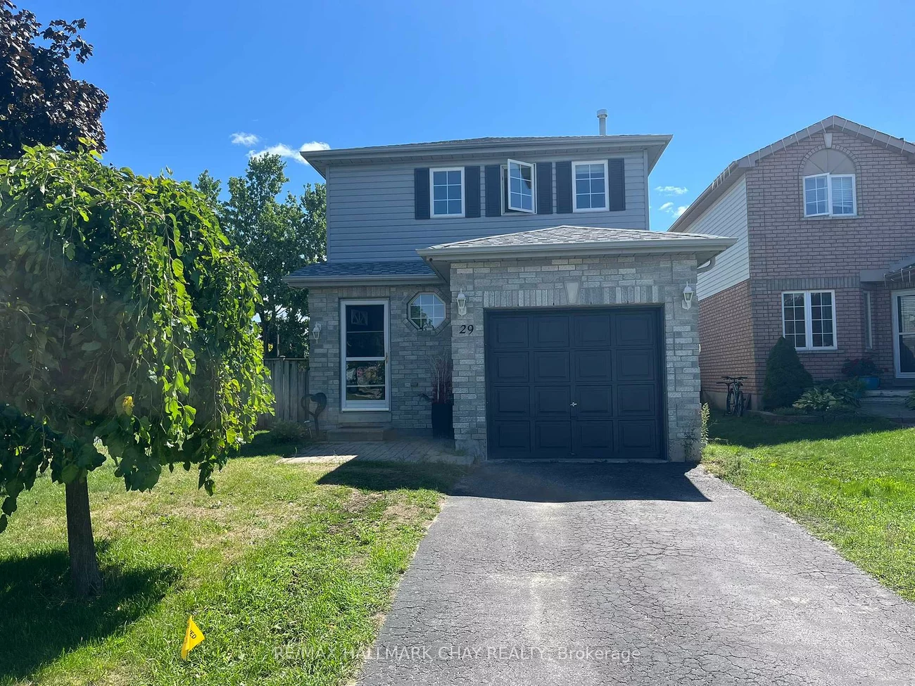 29, Charleson, Holly, Barrie