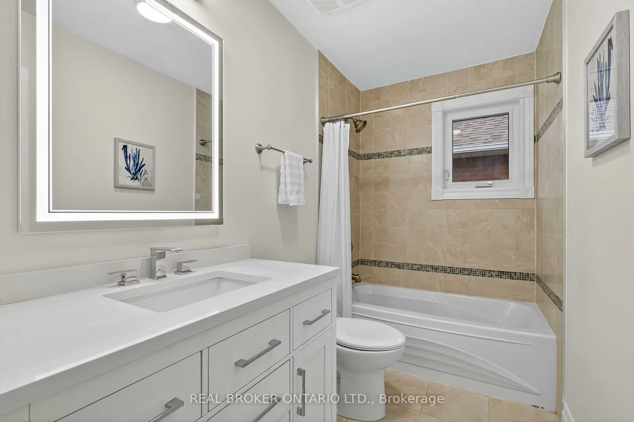 37, Macmillan, Painswick North, Barrie