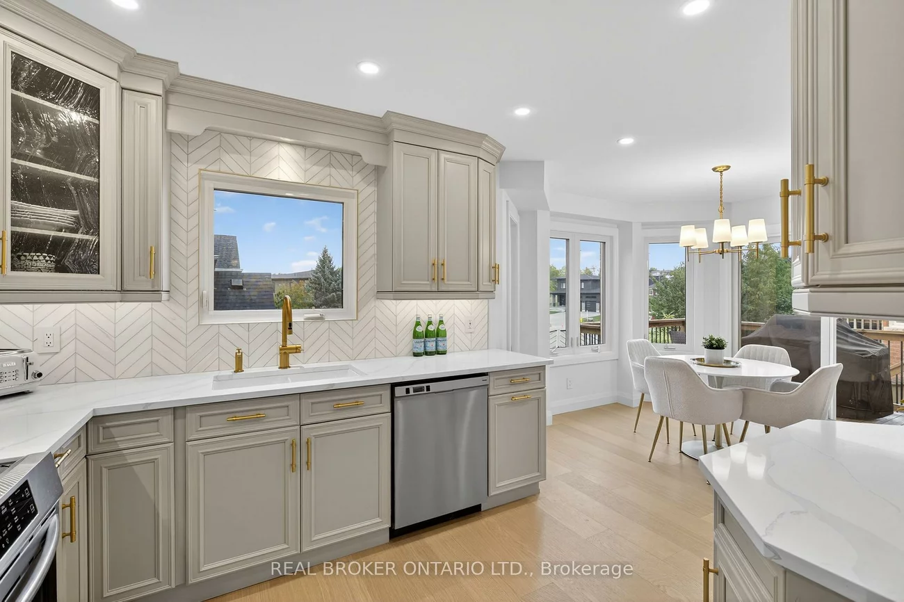 37, Macmillan, Painswick North, Barrie