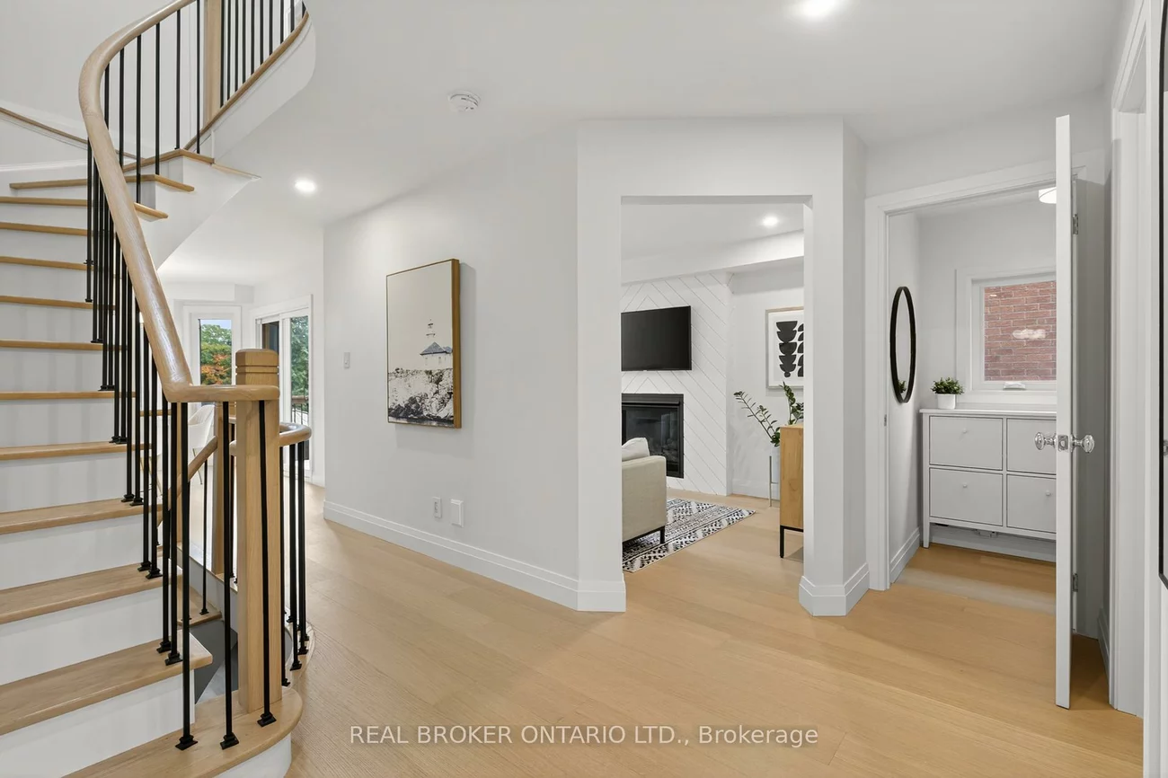 37, Macmillan, Painswick North, Barrie