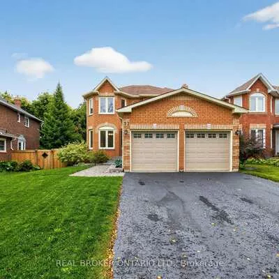 37, Macmillan, Painswick North, Barrie